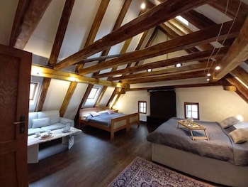 Hotel-Restaurant Svamberský Dum 42/83