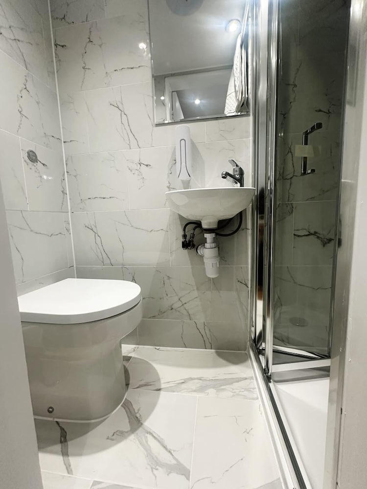 King's Cross Hotel 45/50