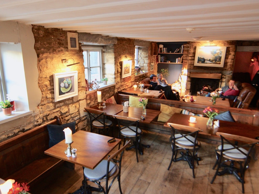 The Mousetrap Inn 63/70