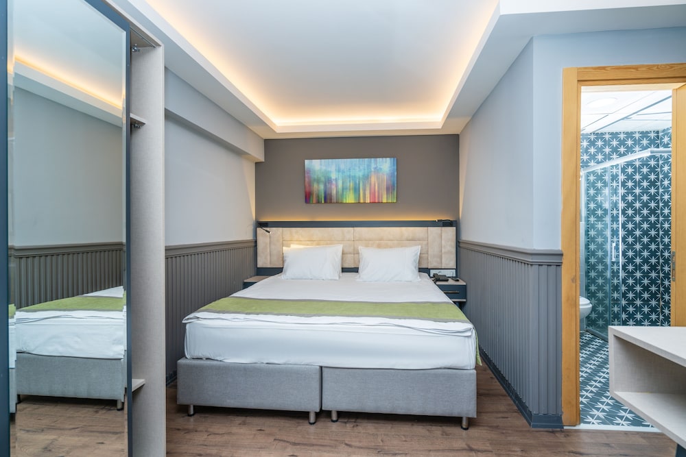 BEST HOTEL KADIKOY 9/30