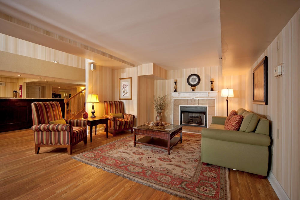 Country Inn and Suites By Radisson Atlanta Airport South GA 26/43