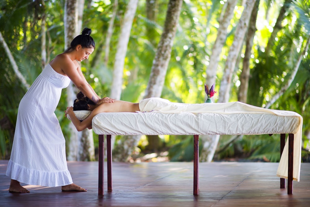 Playa Nicuesa Rainforest Lodge 7/32