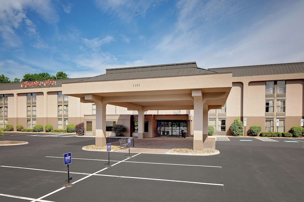 Hampton Inn State College 1/43