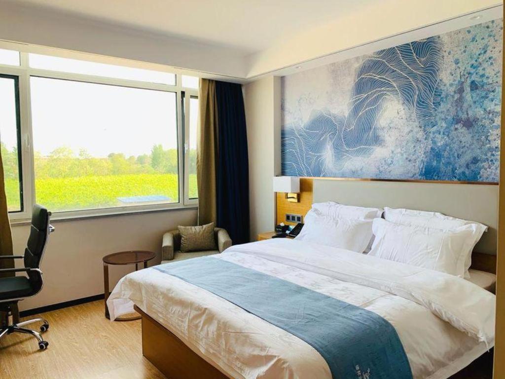 GreenTree Inn Qingdao Laixi High-speed Railway Station Shenzhen Road Express Hotel 7/47