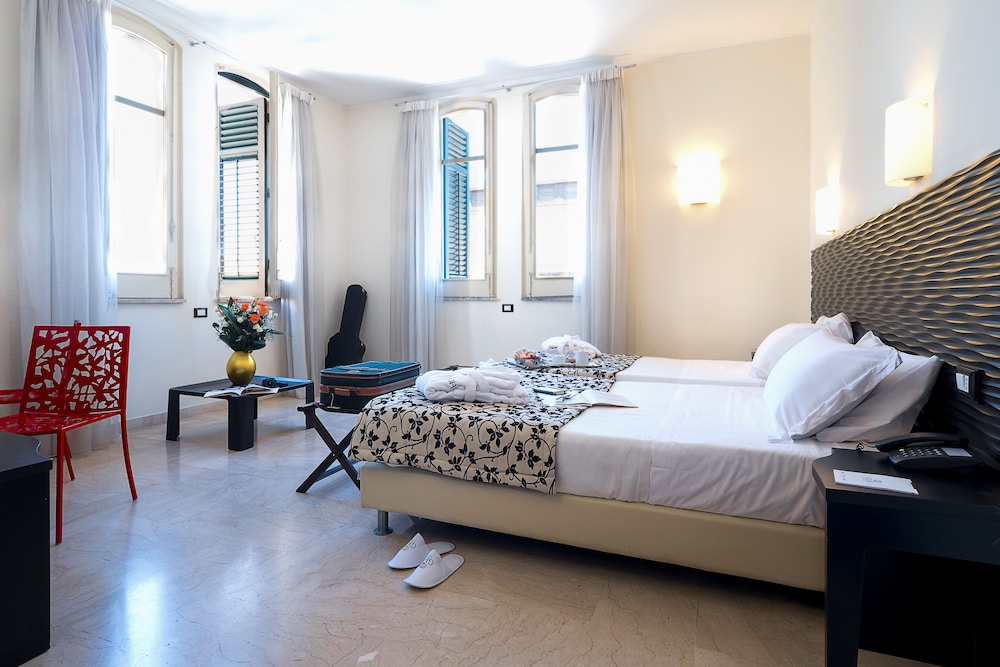 Hotel Garibaldi 26/72