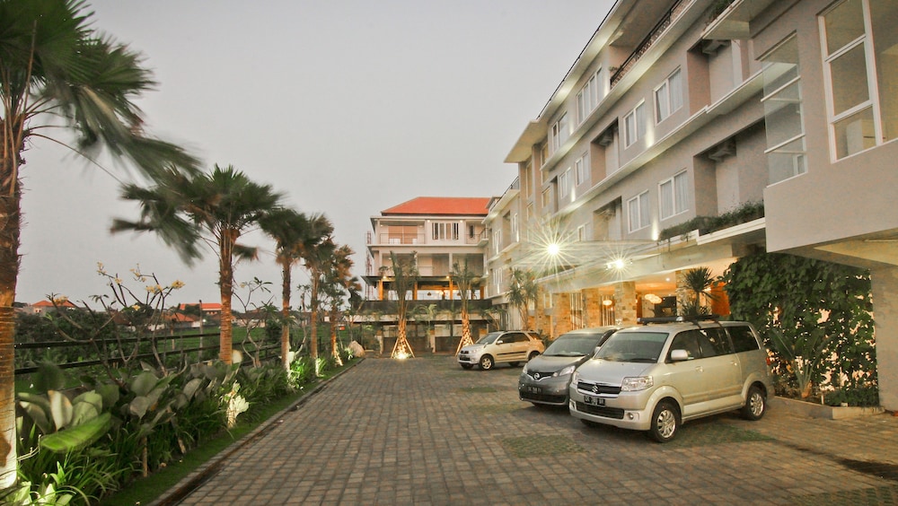 The Salak Hotel 9/45
