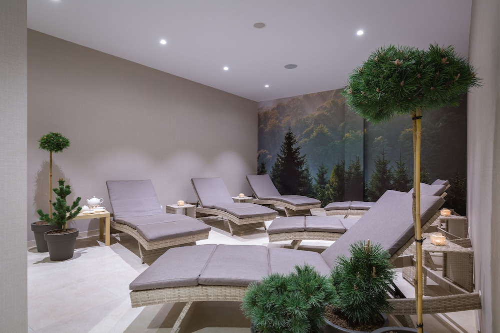 Green Mountain Hotel & Apartments 24/29
