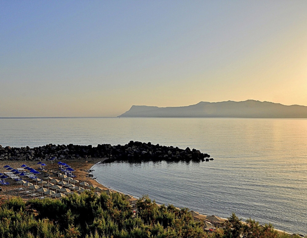 Aphrodite Beach hotel 38/50