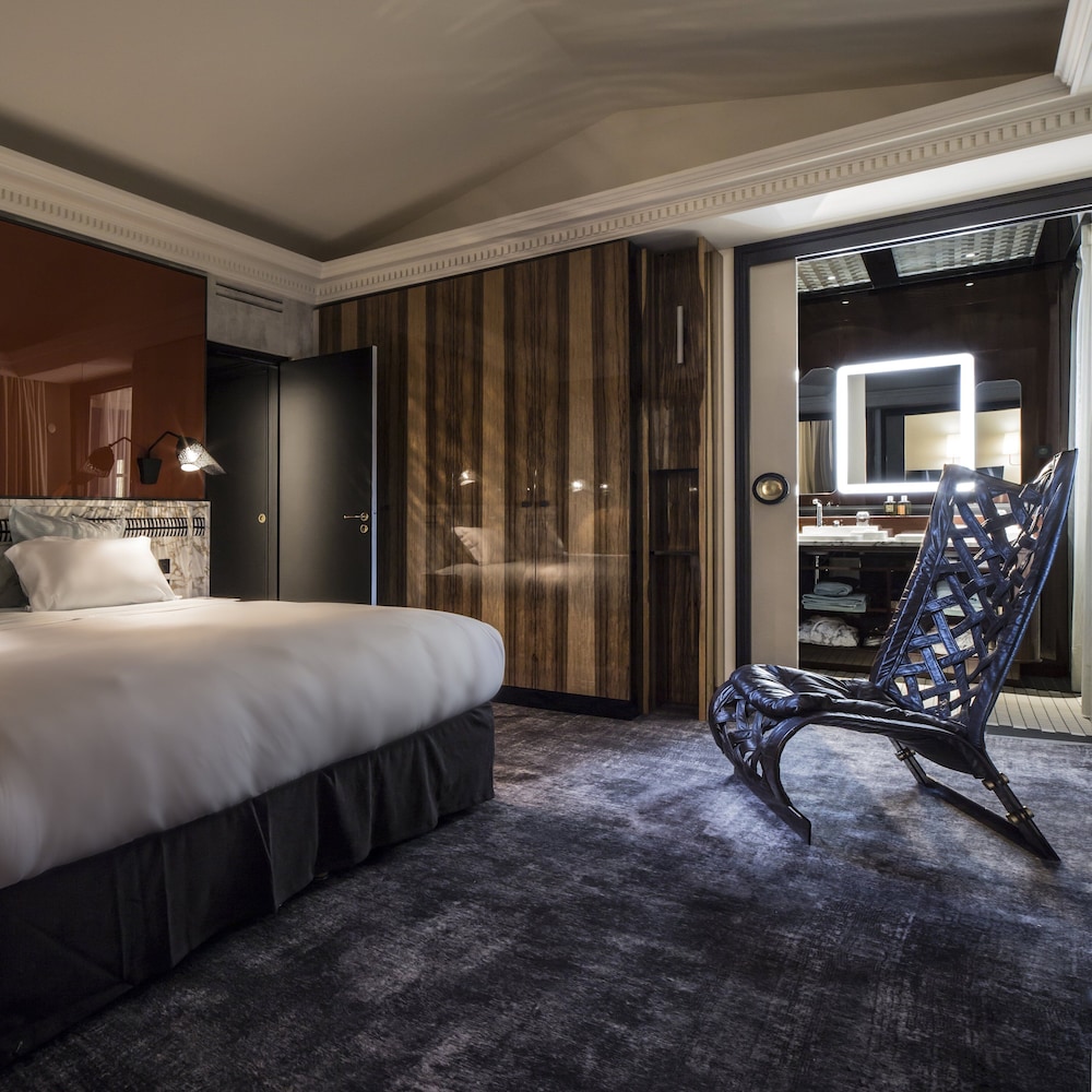 Hotel Les Bains Paris 22/77