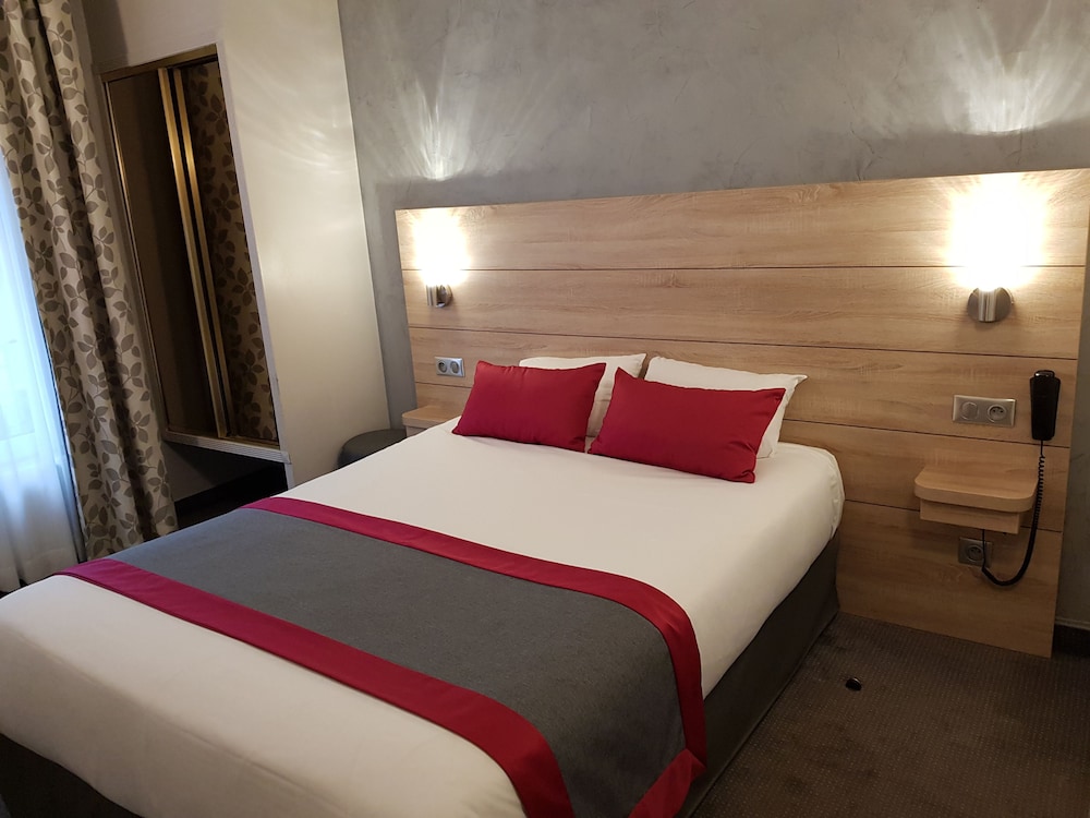 Hotel Champerret Elysees 16/70