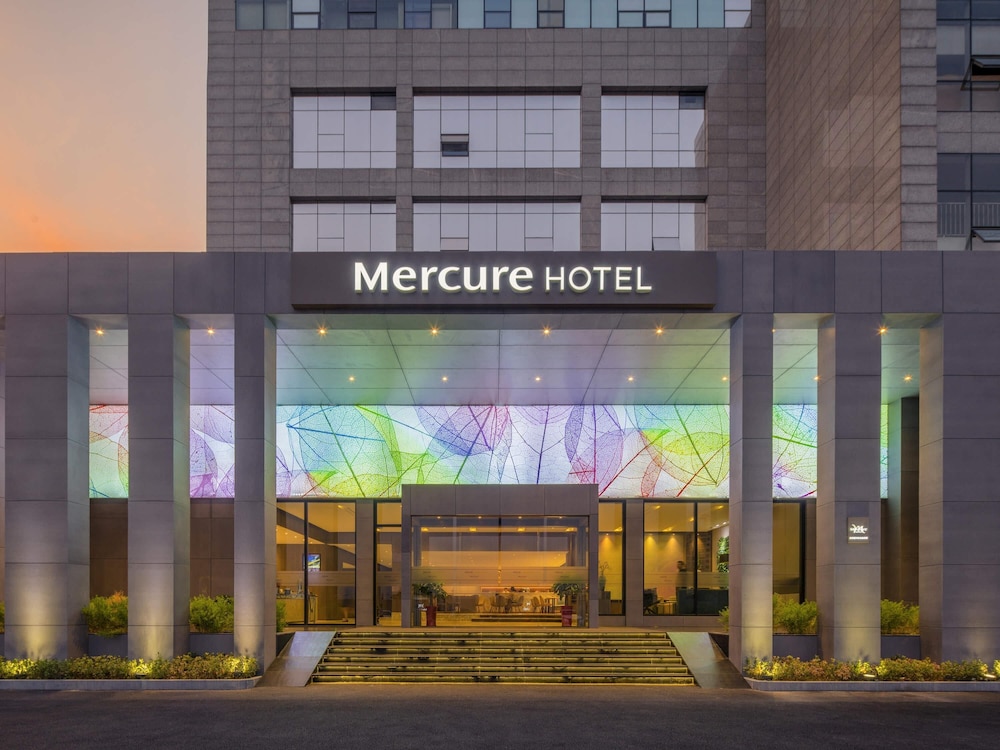 Mercure Shanghai Hongqiao South 5/96