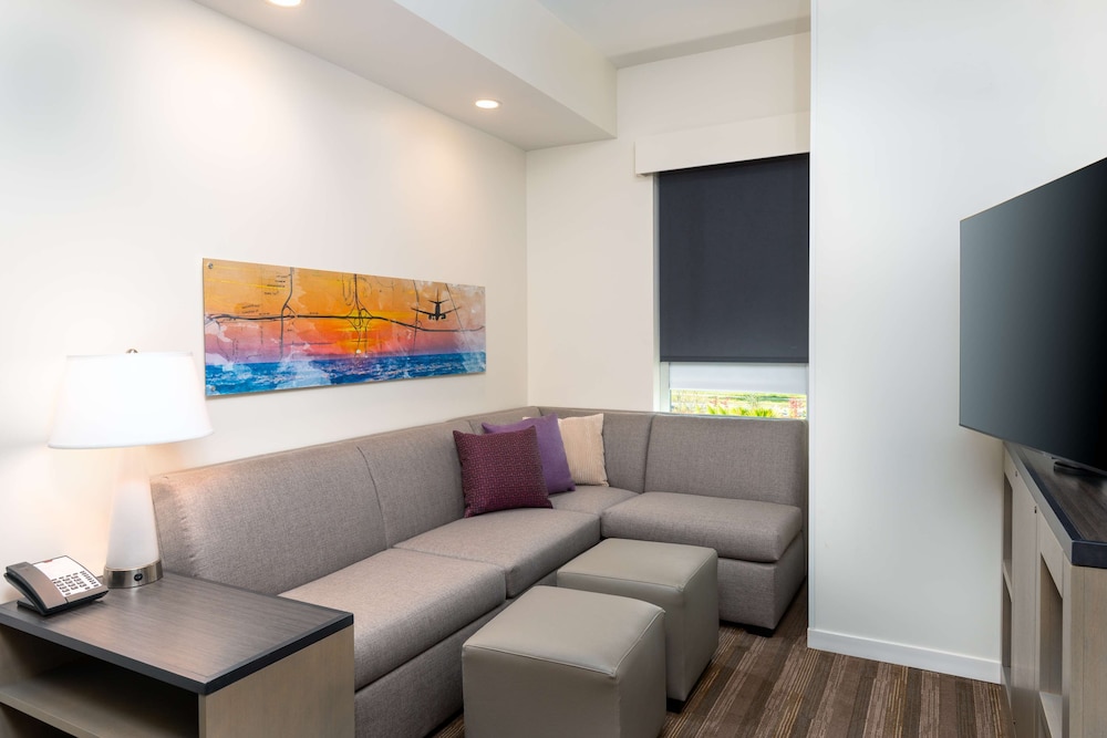 Hyatt House Orlando Airport 53/81