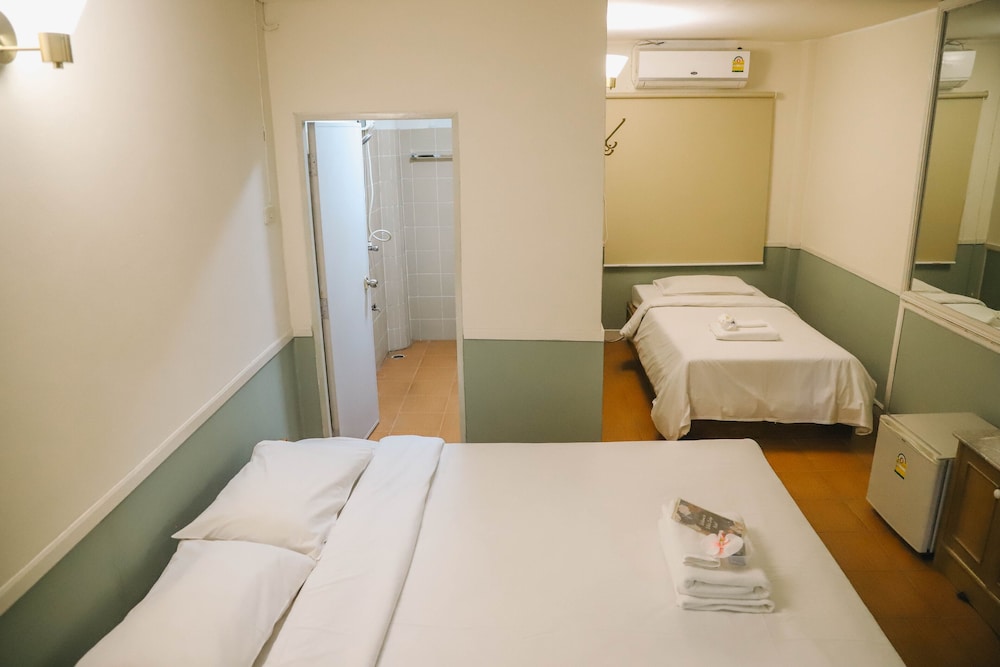 White Lodge 27/50