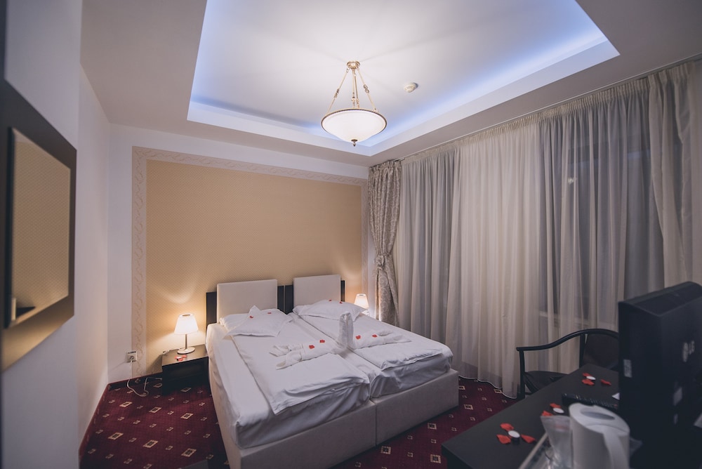 HOTEL BULEVARD PREDEAL 8/56