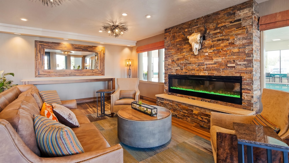 Best Western Plus Cottontree Inn 28/34