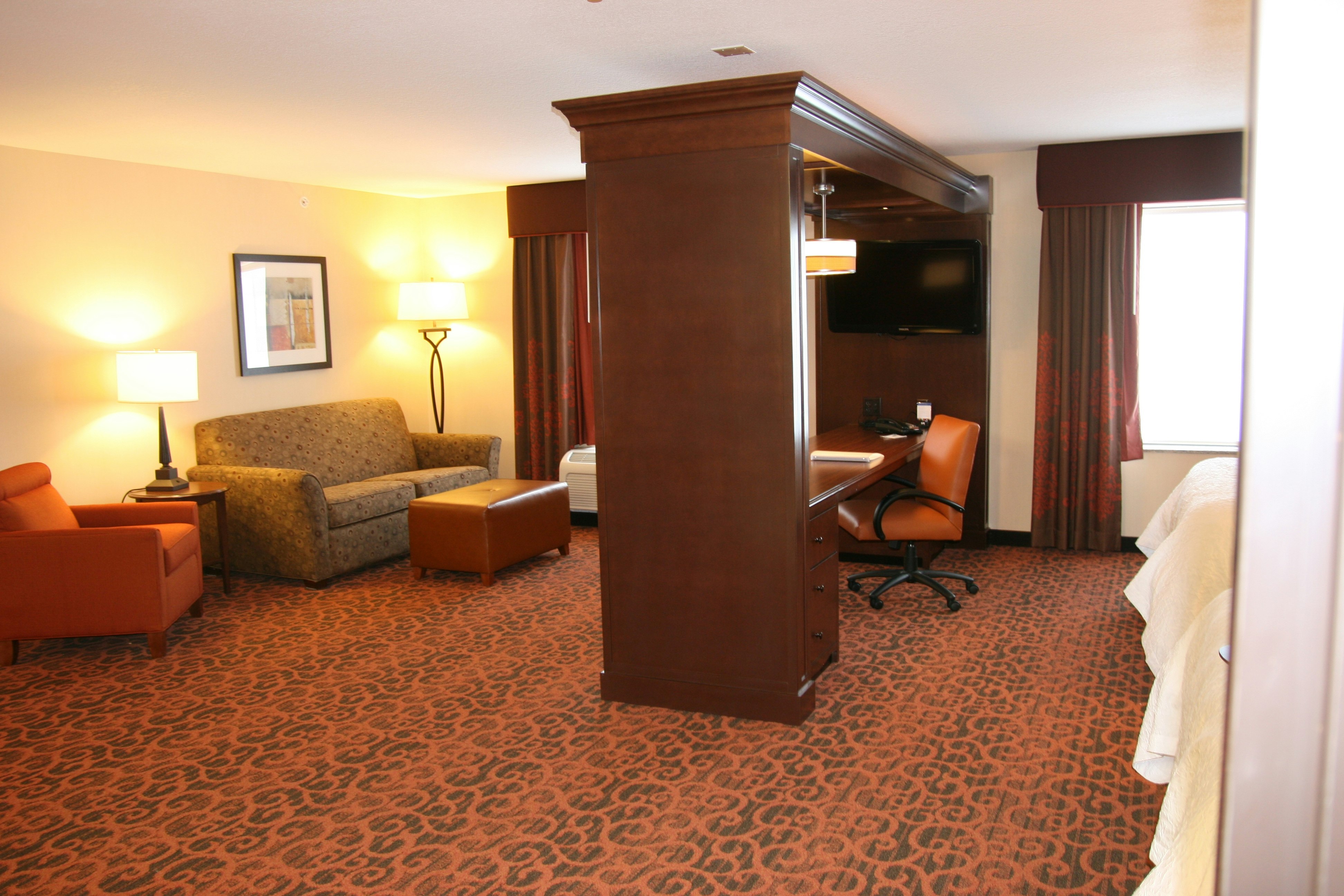Hampton Inn and Suites Peru 6/18