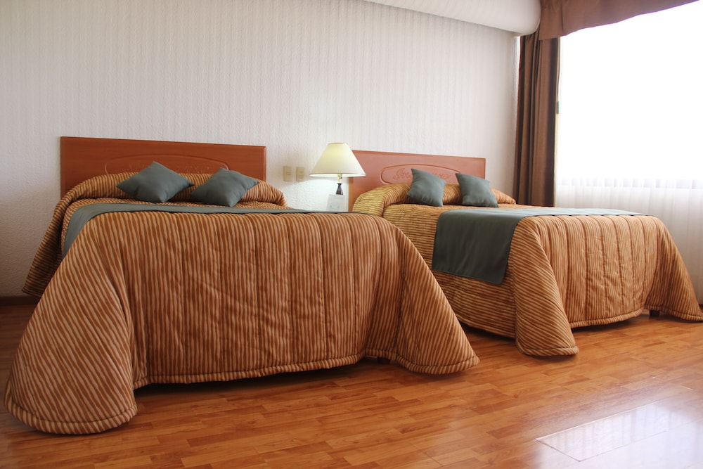 Hotel Don Miguel 36/72