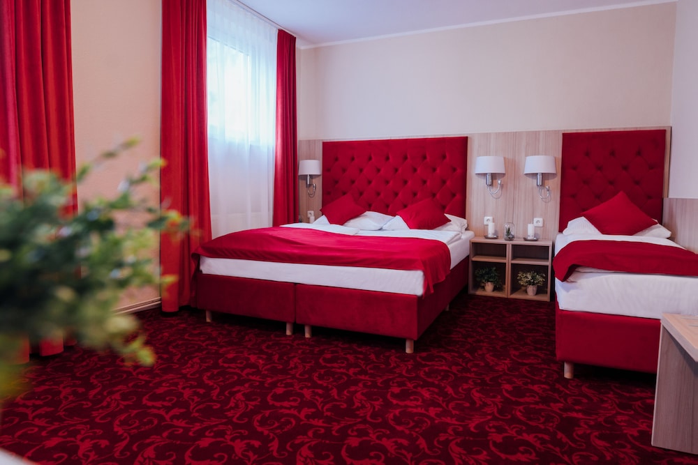 Hotel Austria 10/29