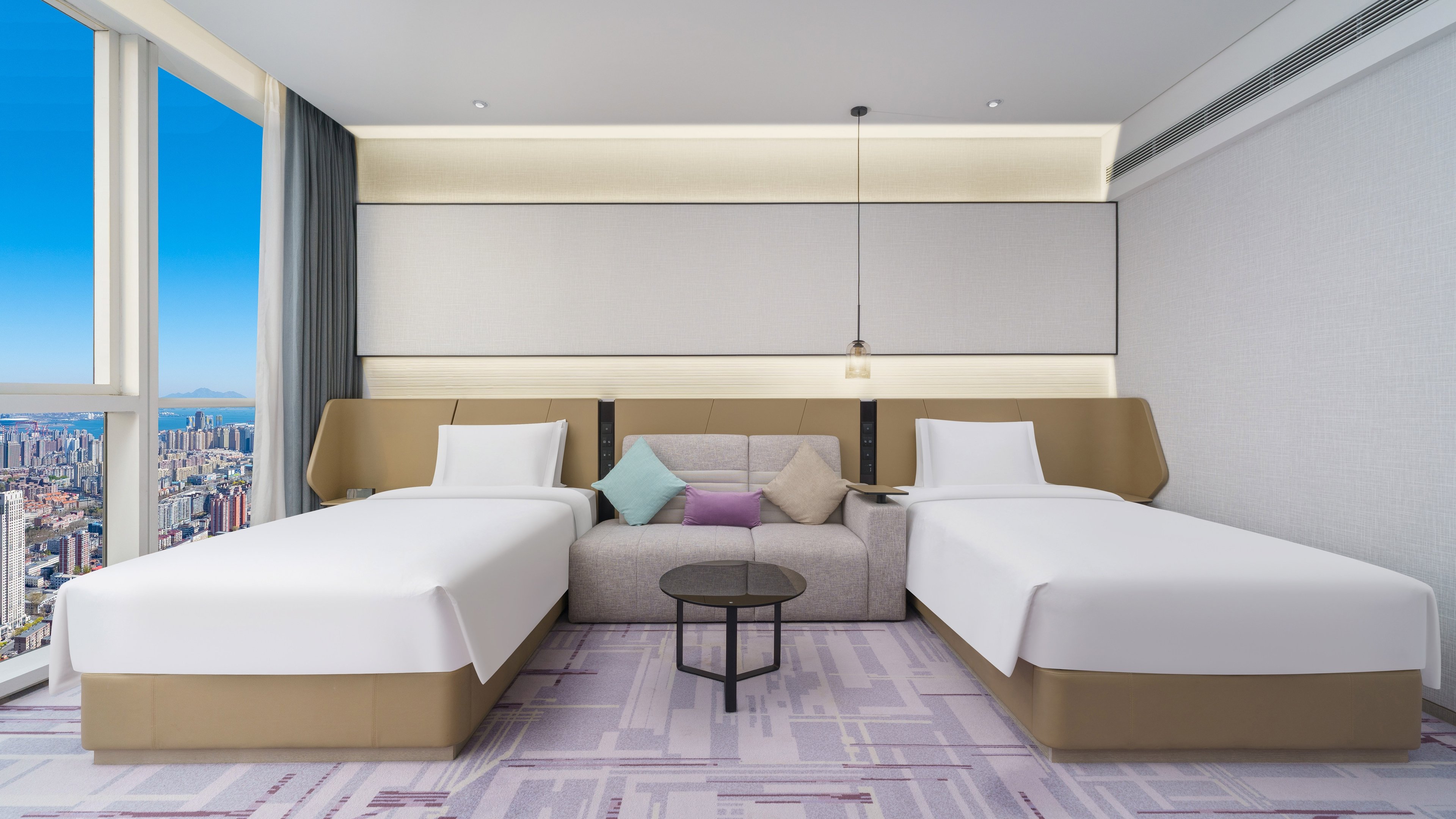 Crowne Plaza Dalian Xinghai 17/70