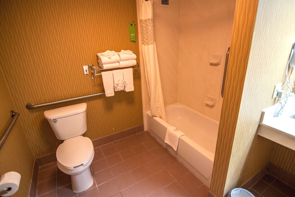 Hampton Inn Groton 21/56