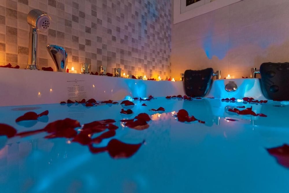 شقق ديور إن الفندقية(Dior Inn serviced apartments) 22/27