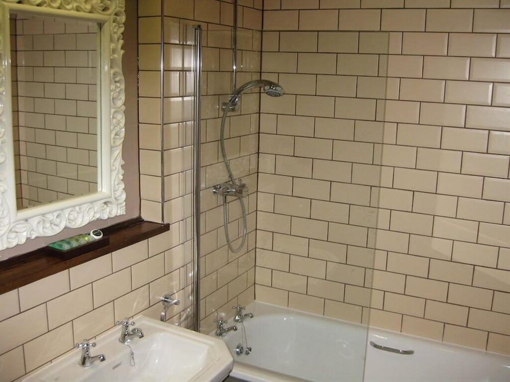 Pen Mill Hotel 45/50