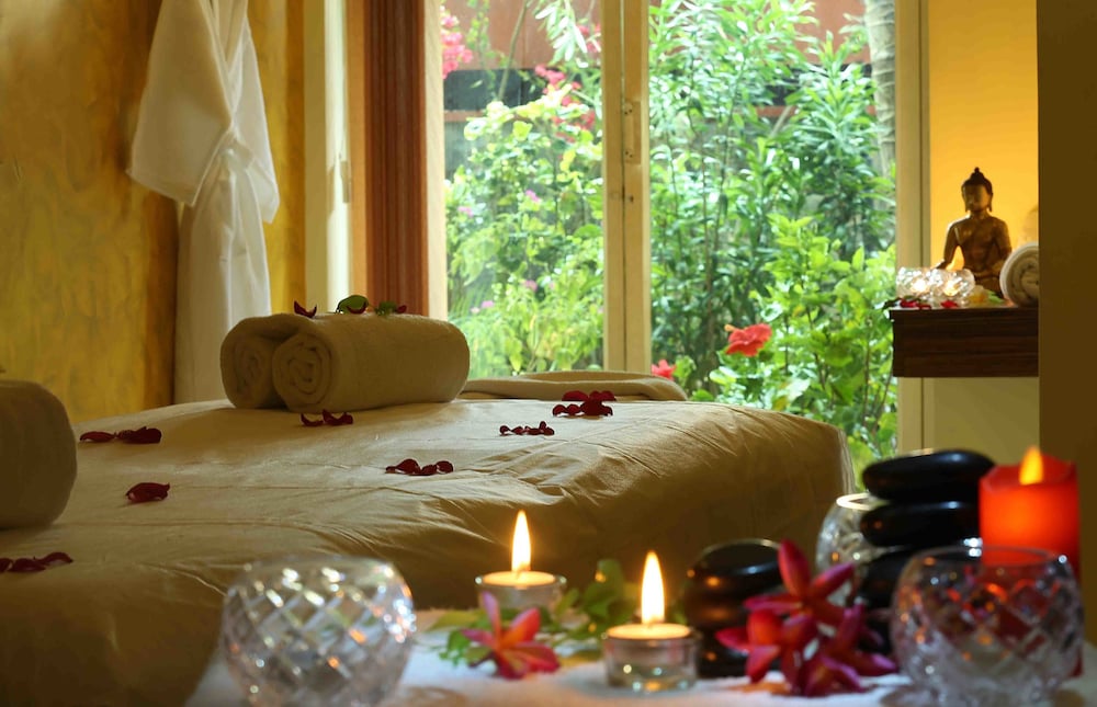 Uday Samudra Leisure Beach Hotel in KOVALAM
