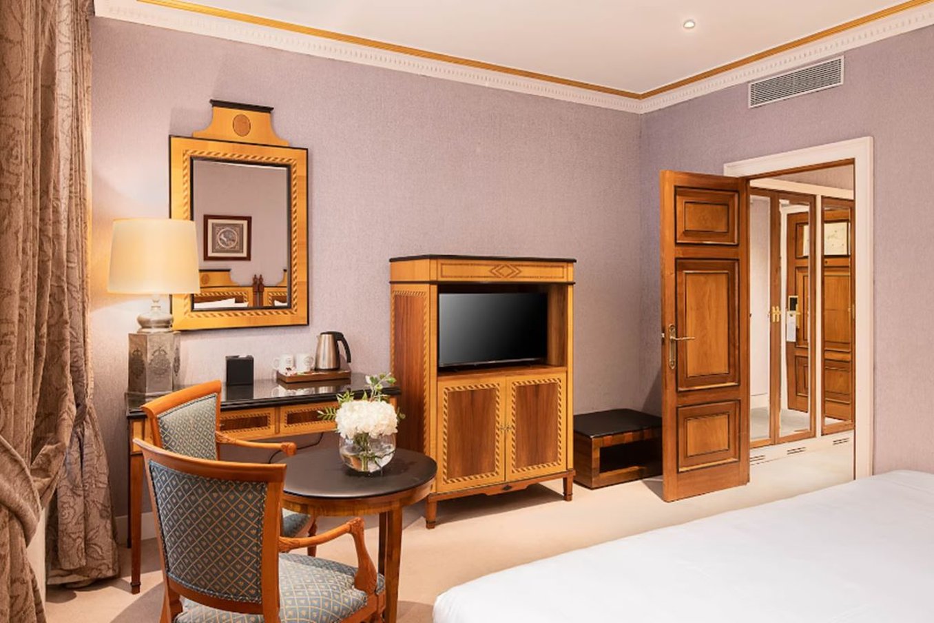 Eurostars Hotel de La Reconquista 73/83