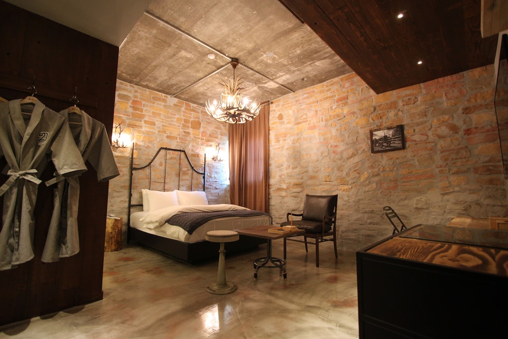February Hotel Sungseo 26/67