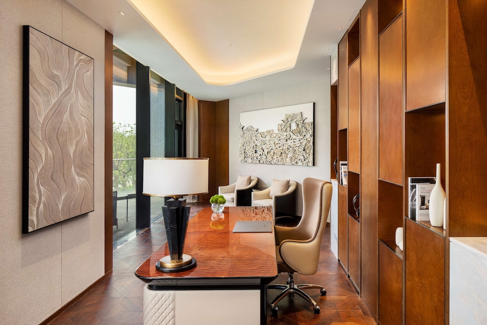 Radisson Collection Resort Nanjing 32/40