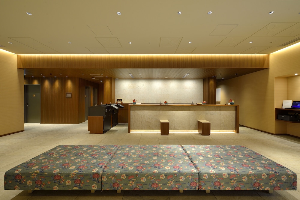 Hotel Gracery Naha 12/76