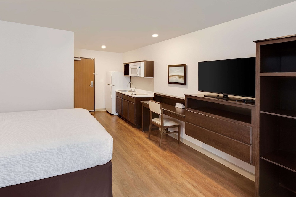 WoodSpring Suites Las Colinas - Northwest Dallas 8/24