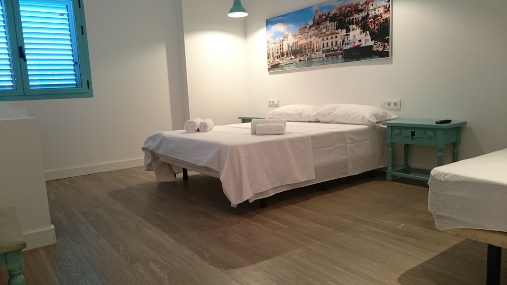 Hostal Sunset Ibiza 12/64