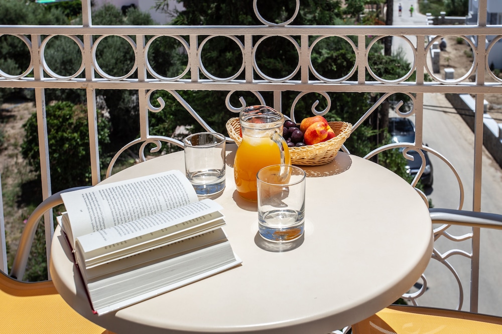 Porto Plakias and Spa Hotel 46/63