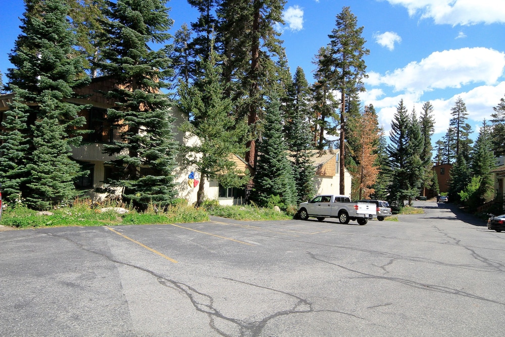 Mammoth Mountain Reservations Condo Collection 29/36