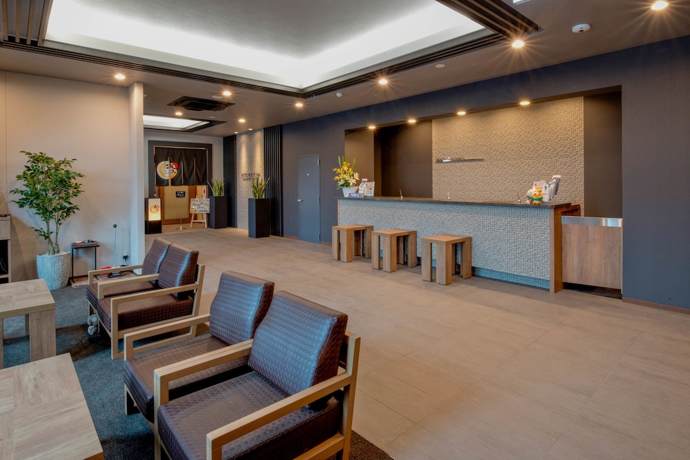 HOTEL ROUTE-INN TAKAMATSU YASHIMA 30/34
