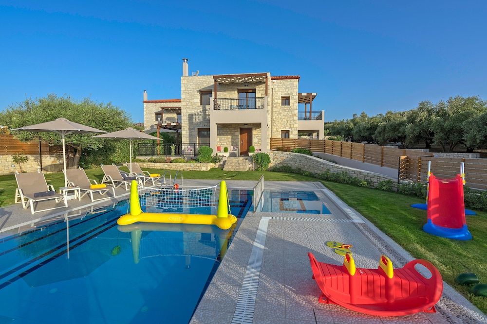 Olive Garden Villas 33/50