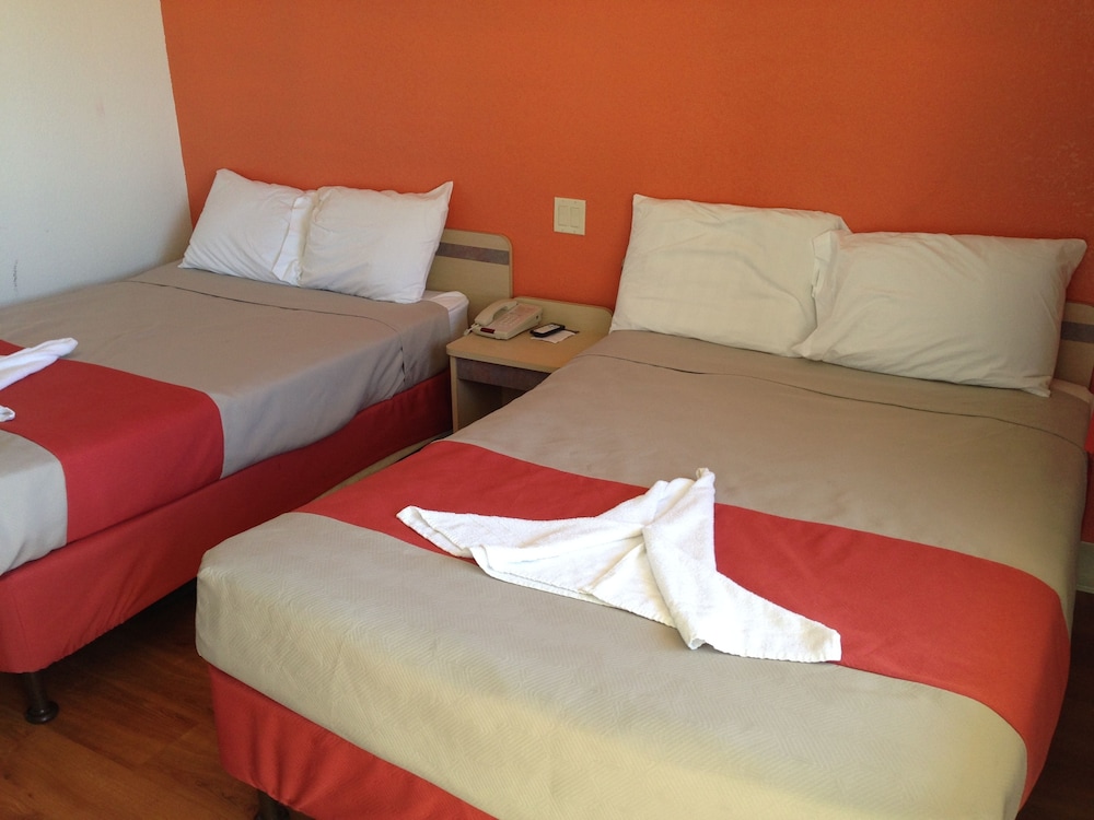 Motel6 Saint George, UT - University/Historic Downtown 13/53