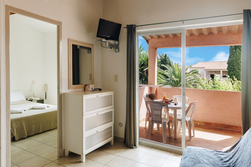 Residence Benista 11/42
