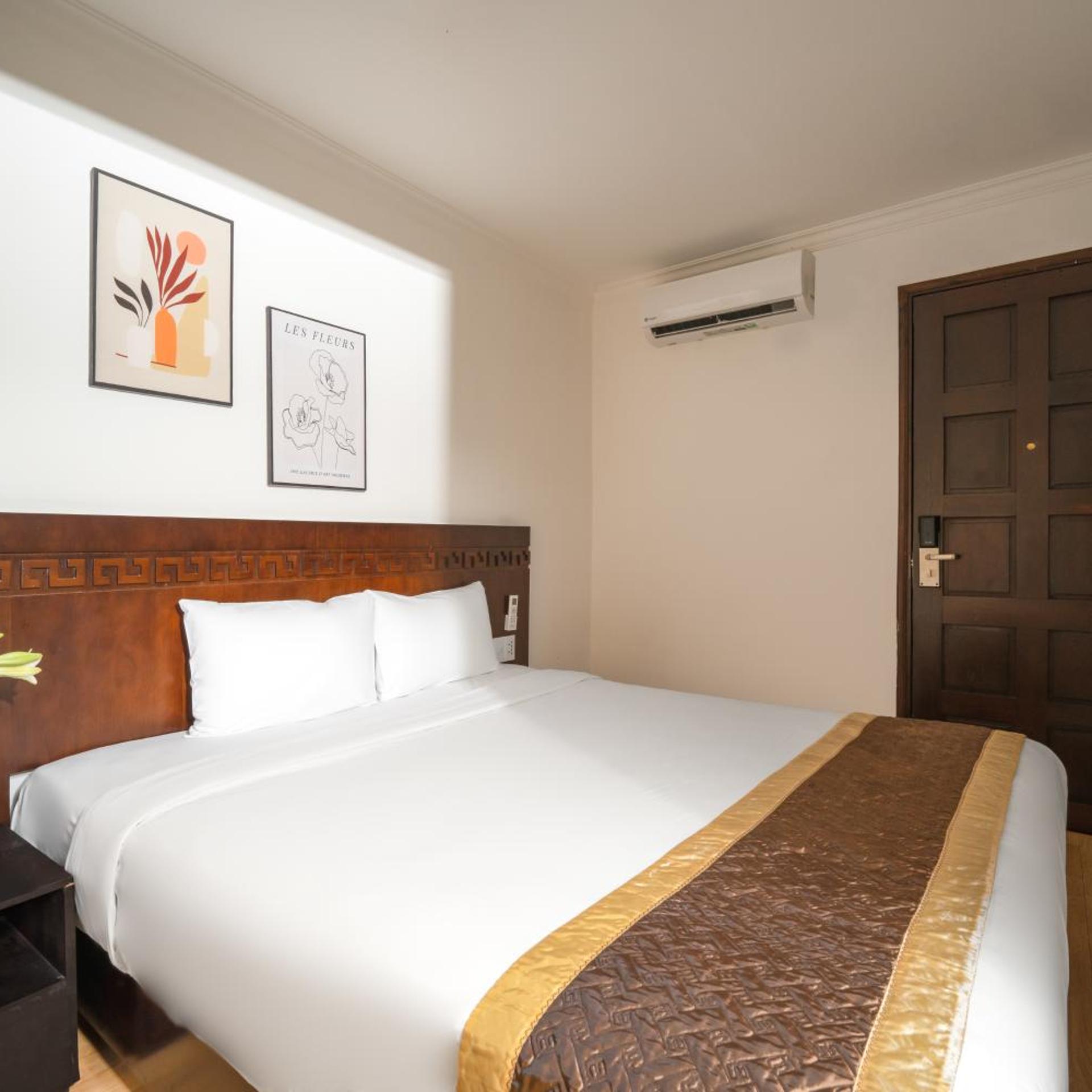 Zenta Hotel 15/28