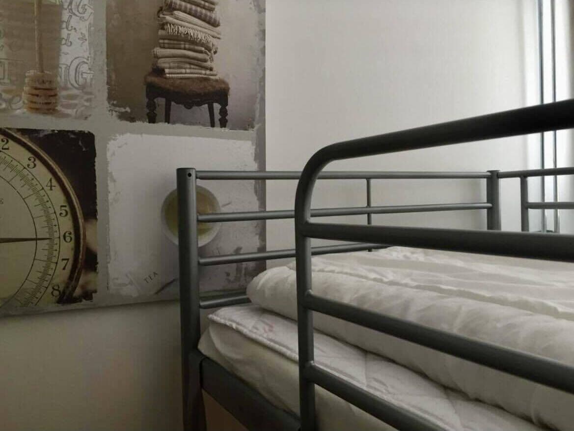 Economy, 8 Beds, 4 Bunk Beds, No Window