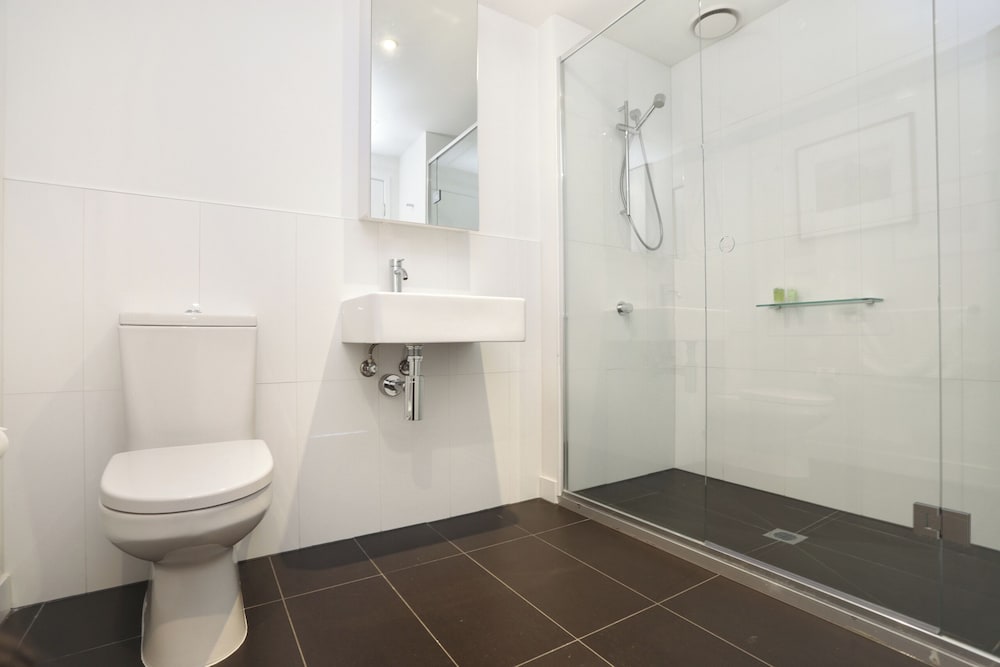 Aura On Flinders Serviced Apartment 77/78