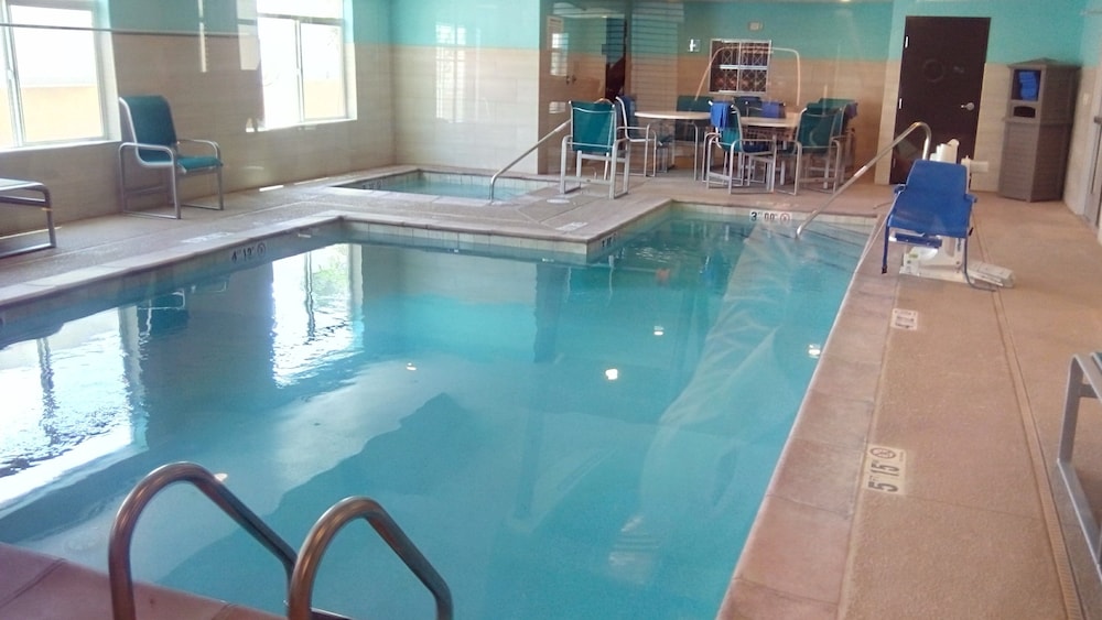 Best Western Plus Gallup Inn And Suites 2/37