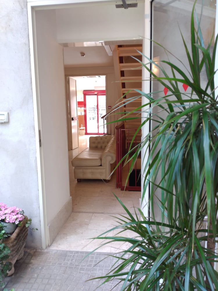 Hotel Principe Eugenio 10/61