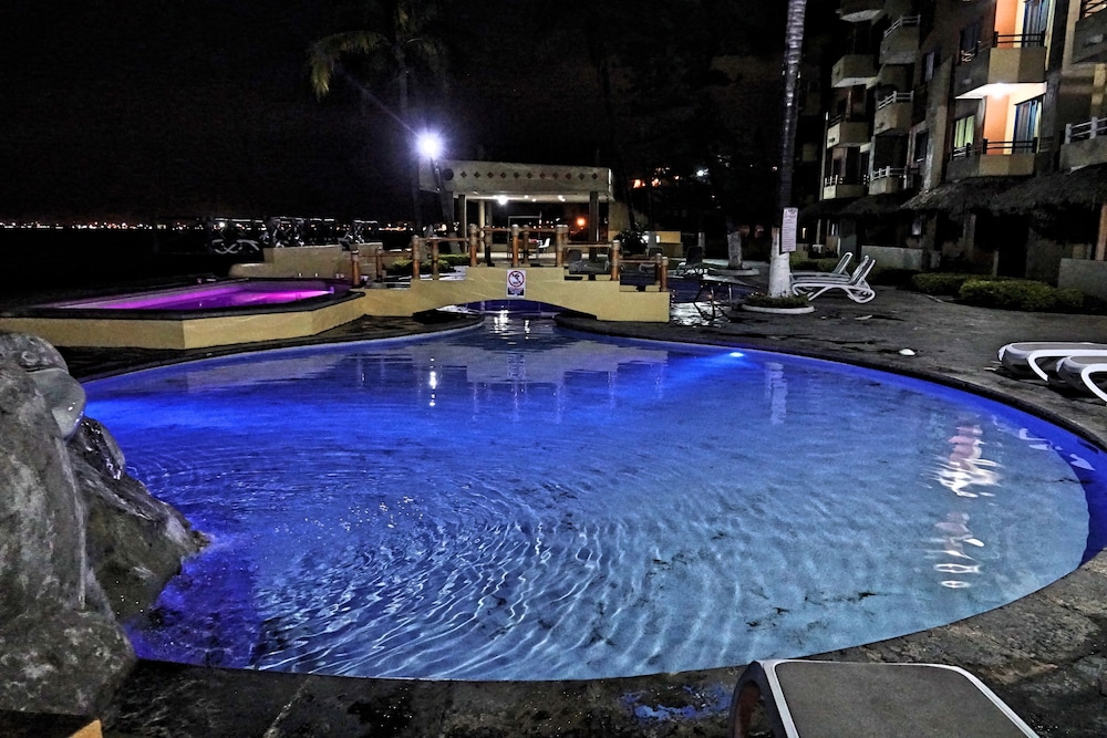 Marina Puerto Dorado Hotel 31/40