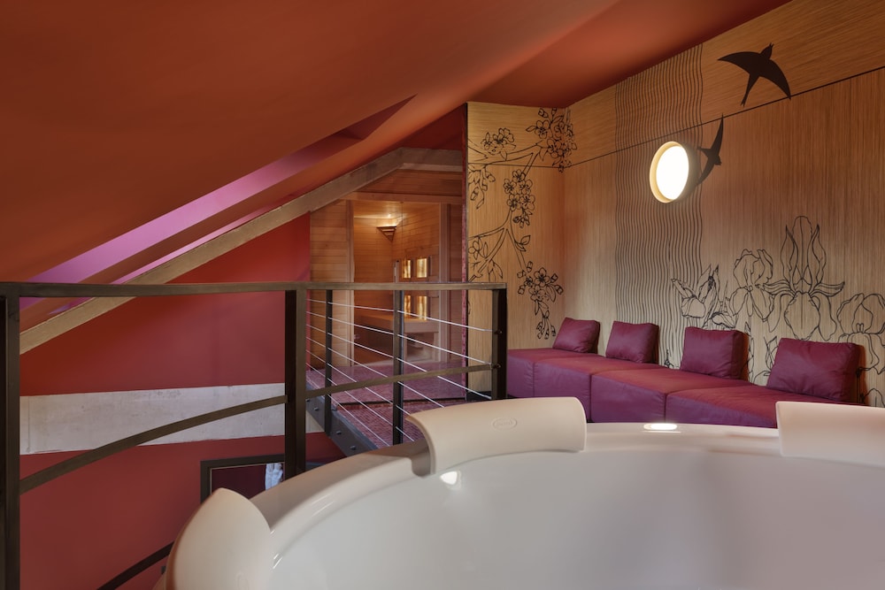 Stories Boutique Hotel 44/72
