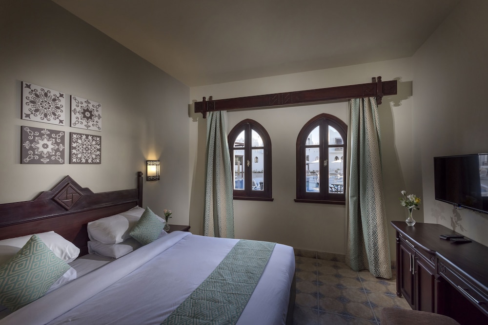 Al Diwan Resort 6/46