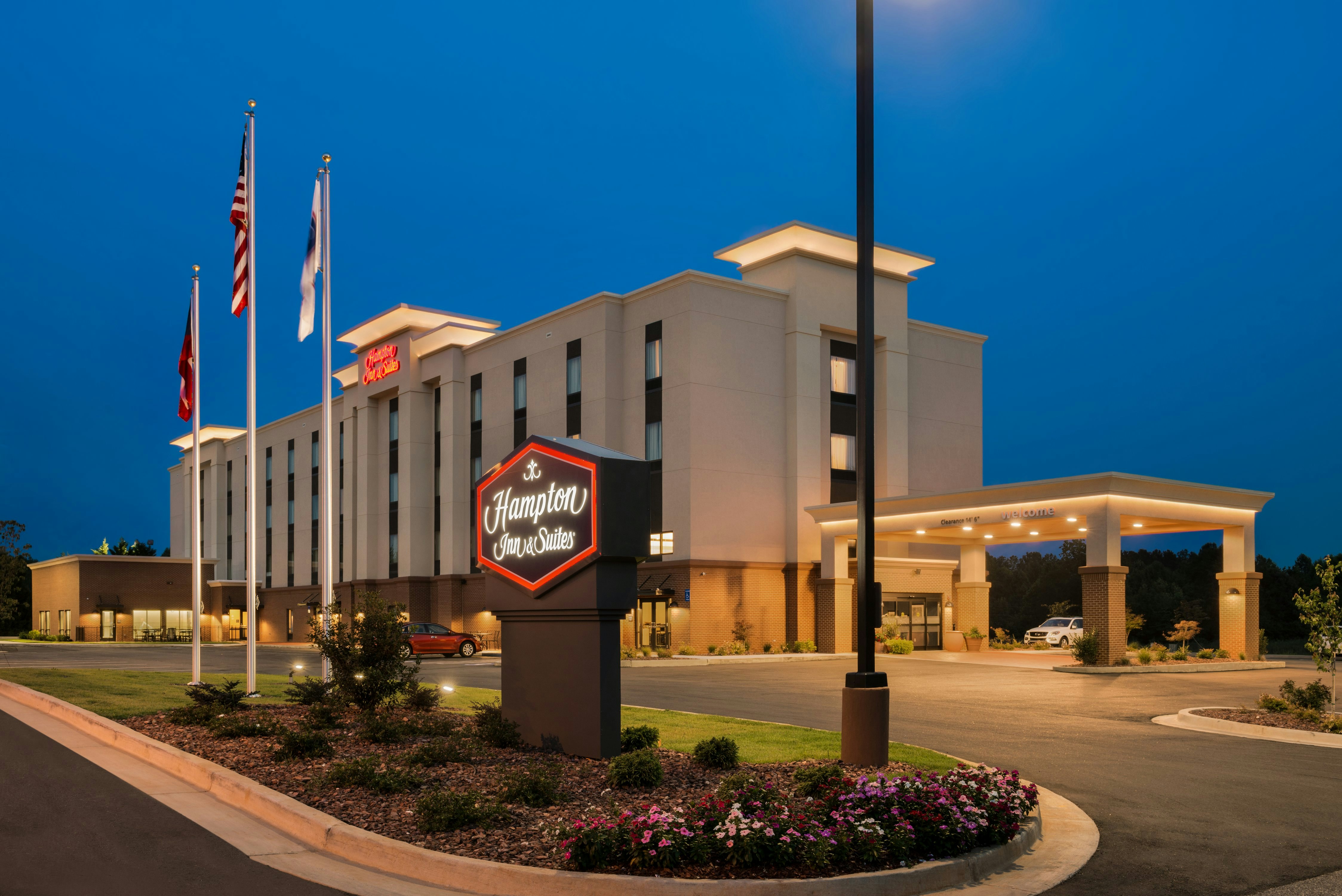 Hampton Inn & Suites Lavonia 38/38