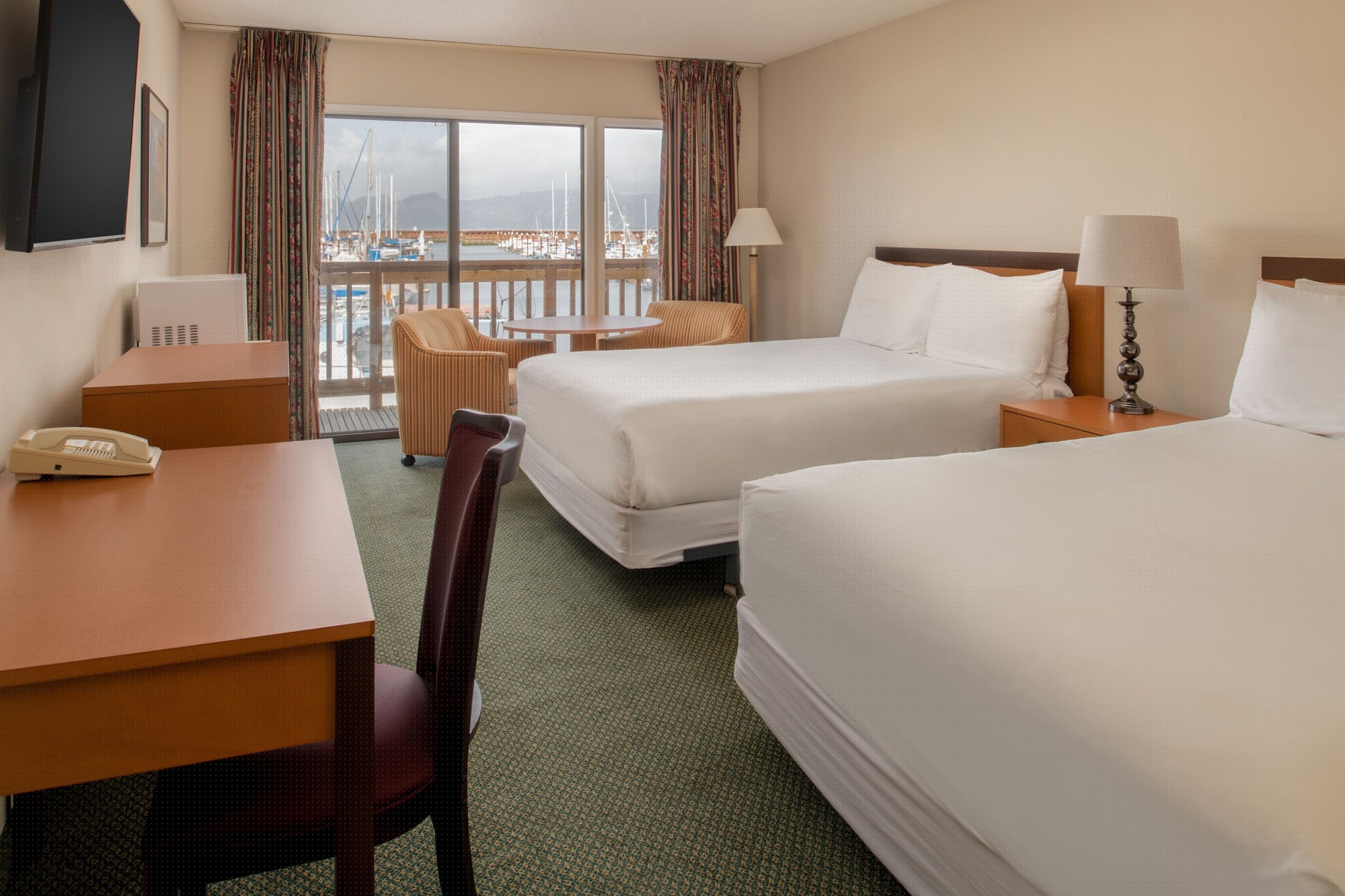 Room, 2 Queen Beds, Marina View, Balcony