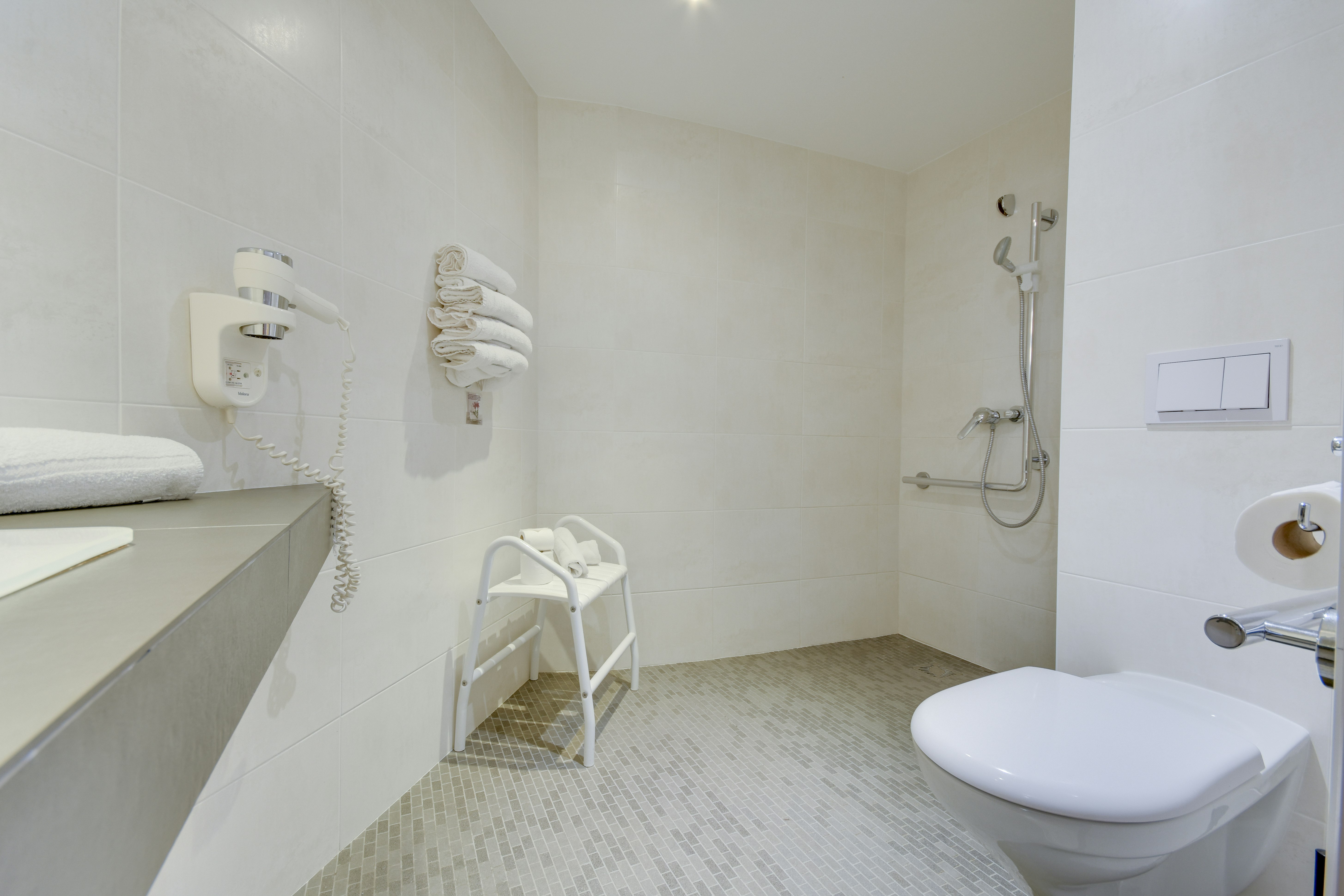 BEST HOTEL LILLE CENTRE 33/37
